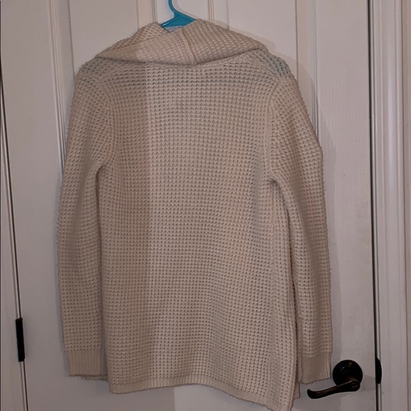 Worn once a year ago and never again. - Picture 4 of 4